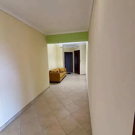 Lux - One Bedroom , Living , Kitchen , Bathroom - For 1 To 7 People, Also For Parties & Gatherings Up To 25 People, Only 15 Minutes From Thessaloniki Center And 8' Minutes From Thessaloniki Airport