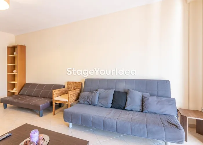 Lux - One Bedroom , Living , Kitchen , Bathroom - For 1 To 7 People, Also For Parties & Gatherings Up To 25 People, Only 15 Minutes From Thessaloniki Center And 8' Minutes From Thessaloniki Airport *