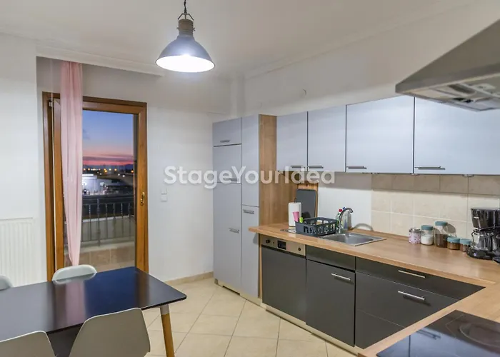 Lux - One Bedroom , Living , Kitchen , Bathroom - For 1 To 7 People, Also For Parties & Gatherings Up To 25 People, Only 15 Minutes From Thessaloniki Center And 8' Minutes From Thessaloniki Airport *