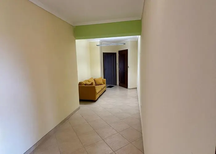 Lux - One Bedroom , Living , Kitchen , Bathroom - For 1 To 7 People, Also For Parties & Gatherings Up To 25 People, Only 15 Minutes From Thessaloniki Center And 8' Minutes From Thessaloniki Airport