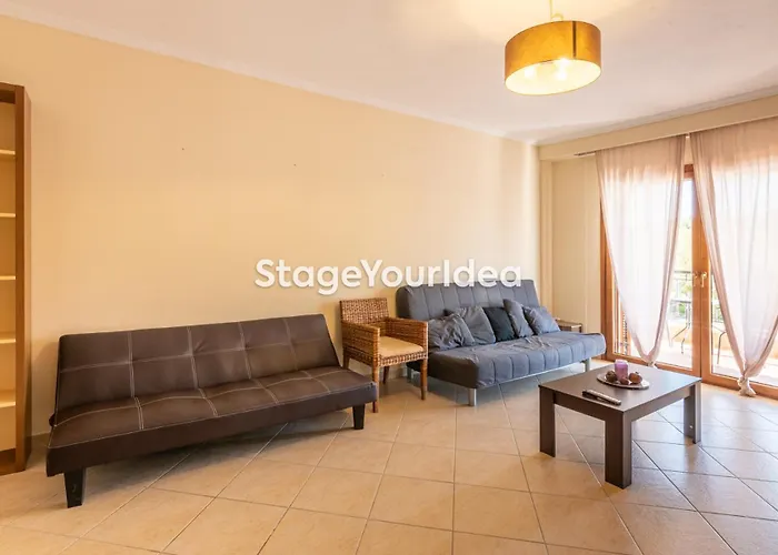 Apartamento Lux - One Bedroom , Living , Kitchen , Bathroom - For 1 To 7 People, Also For Parties & Gatherings Up To 25 People, Only 15 Minutes From Thessaloniki Center And 8' Minutes From Thessaloniki Airport *